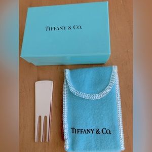 Brand New Authentic Tiffany & Co. Silver Golf Divot Tool